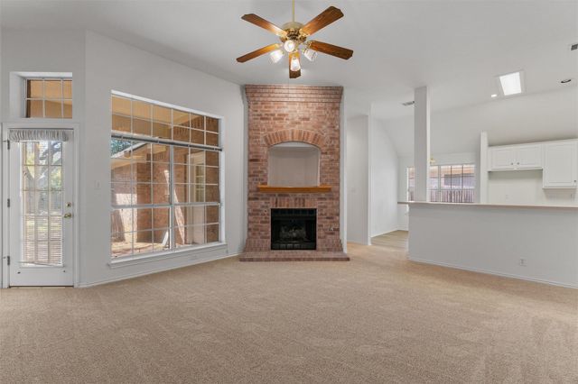 5009 Flaming Oak CV, Austin, TX 78749