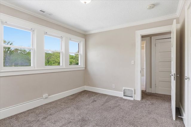 1248 37th Street, Des Moines, IA 50311