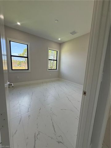 4309 68th AVE NE, Naples, FL 34120