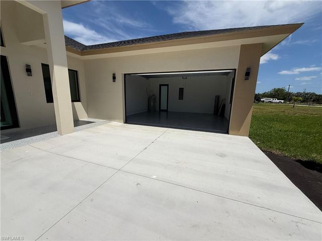 4309 68th AVE NE, Naples, FL 34120