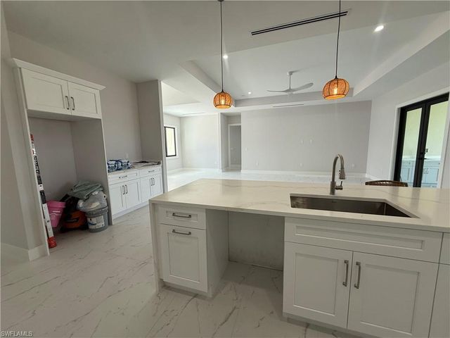 4309 68th AVE NE, Naples, FL 34120