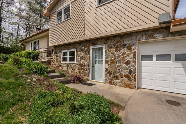 134 East Second St, Blue Ridge, GA 30513