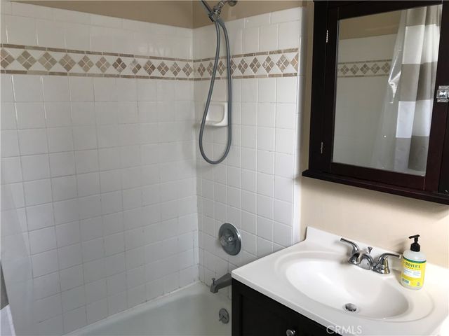 206 S Guadalupe C, Redondo Beach, CA 90277