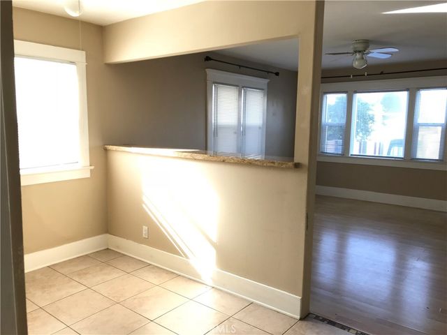 206 S Guadalupe C, Redondo Beach, CA 90277