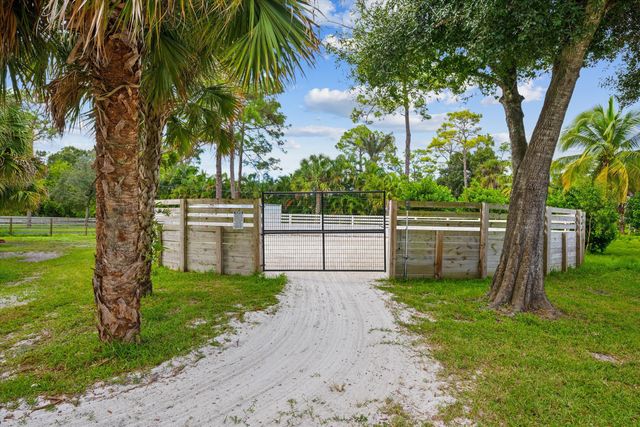 3509 C Road, Loxahatchee Groves, FL 33470