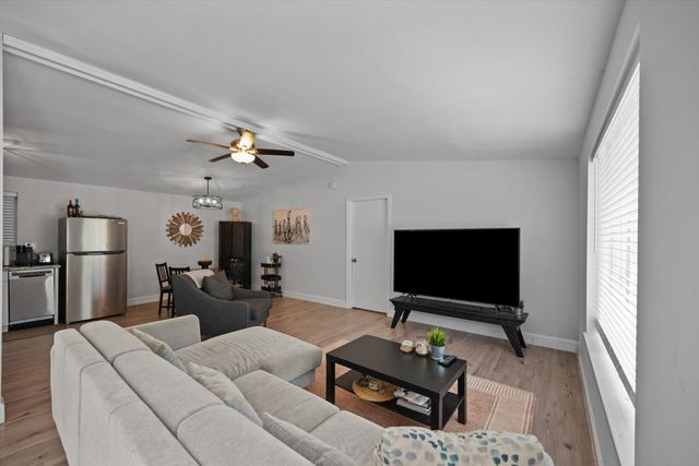 3509 C Road, Loxahatchee Groves, FL 33470