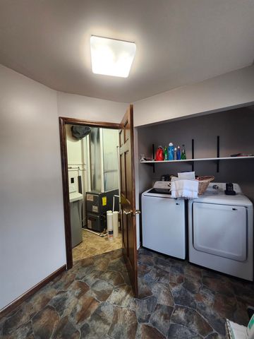 1760 S Us-23, Tawas City, MI 48763