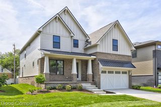 808 Irving Avenue, Royal Oak, MI 48067