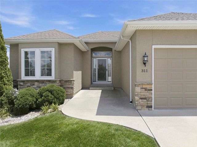 311 Crestview Court, Raymore, MO 64083
