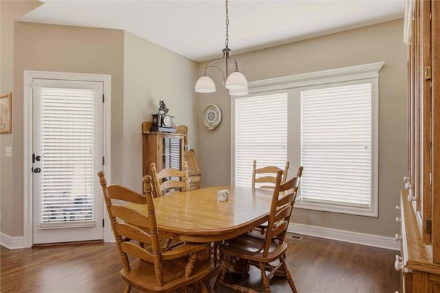 311 Crestview Court, Raymore, MO 64083