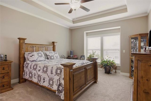 311 Crestview Court, Raymore, MO 64083