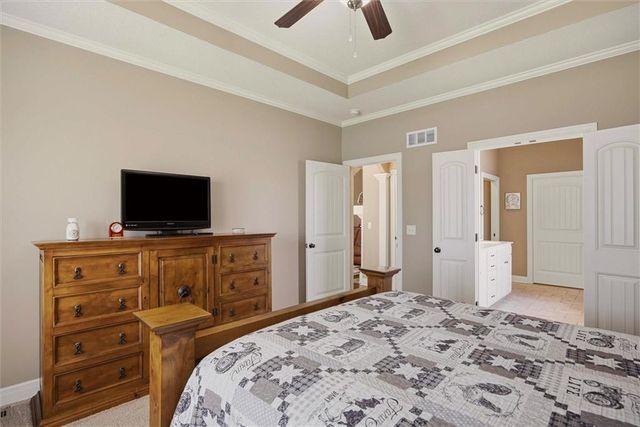 311 Crestview Court, Raymore, MO 64083