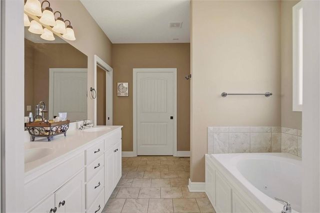 311 Crestview Court, Raymore, MO 64083