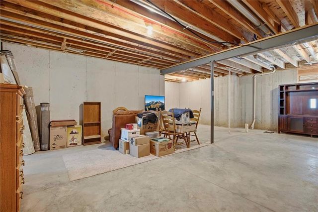 311 Crestview Court, Raymore, MO 64083