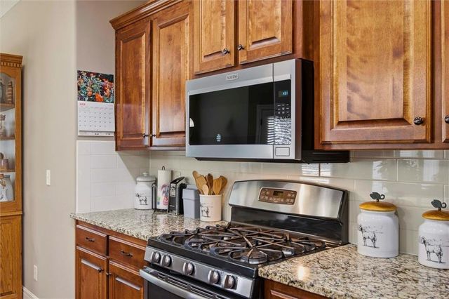 311 Crestview Court, Raymore, MO 64083