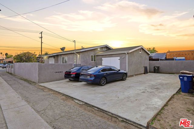 1213 W 93rd Street, Los Angeles, CA 90044