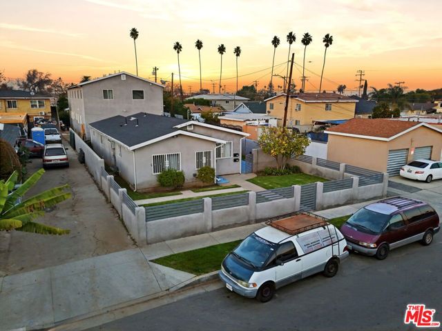 1213 W 93rd Street, Los Angeles, CA 90044