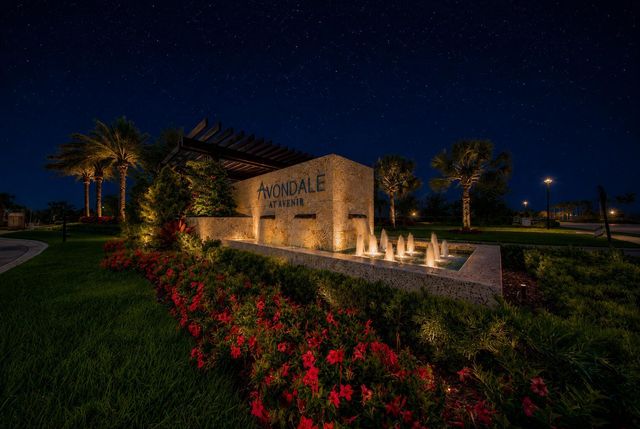 10562 Northbrook Circle, Palm Beach Gardens, FL 33412