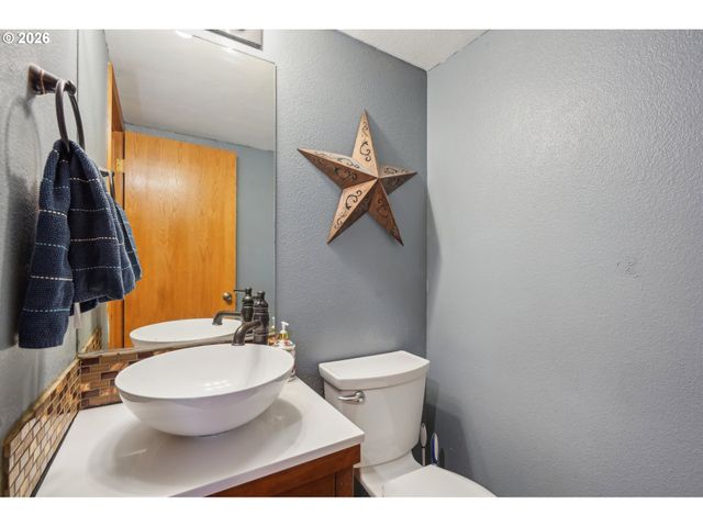 4055 Ne 13TH Ter, Gresham, OR 97030