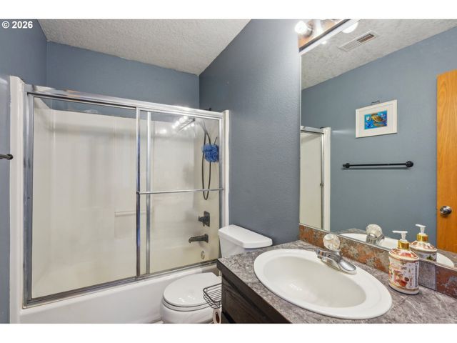 4055 Ne 13TH Ter, Gresham, OR 97030