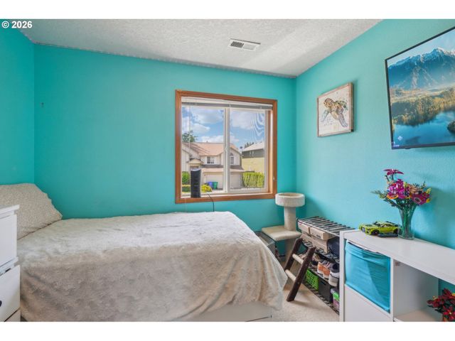 4055 Ne 13TH Ter, Gresham, OR 97030