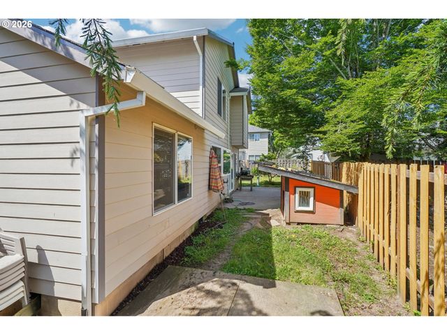 4055 Ne 13TH Ter, Gresham, OR 97030