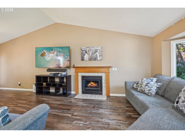 4055 Ne 13TH Ter, Gresham, OR 97030