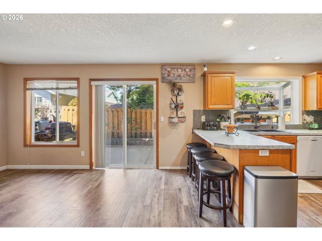4055 Ne 13TH Ter, Gresham, OR 97030