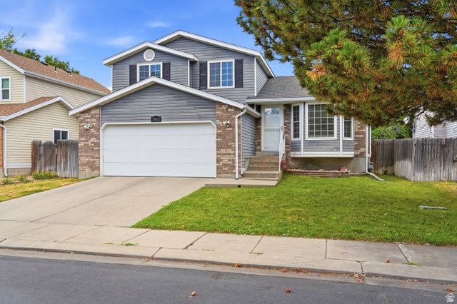 7952 S PALLADIUM DR, West Jordan, UT 84088