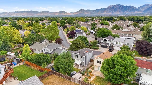 7952 S PALLADIUM DR, West Jordan, UT 84088