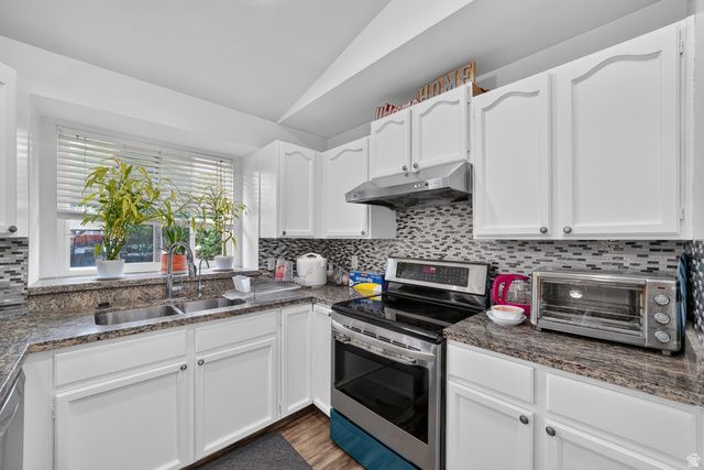 7952 S PALLADIUM DR, West Jordan, UT 84088