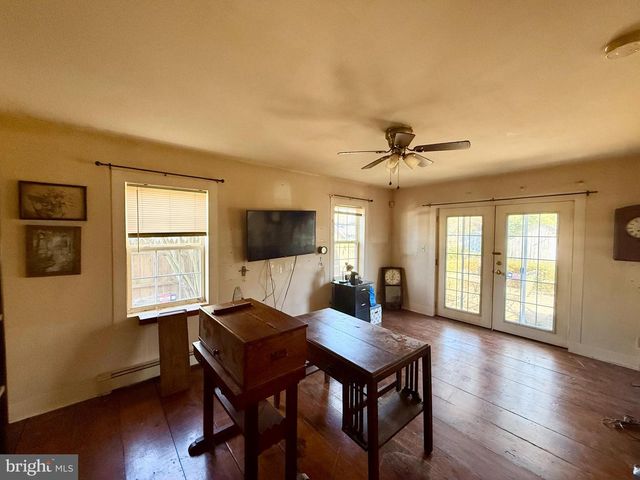 313 BRIDGE ST, Mardela Springs, MD 21837