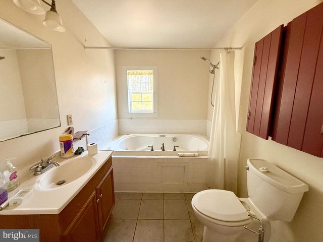 313 BRIDGE ST, Mardela Springs, MD 21837