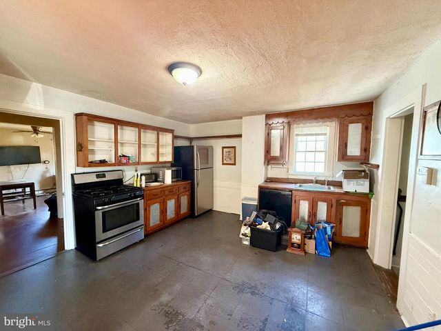 313 BRIDGE ST, Mardela Springs, MD 21837