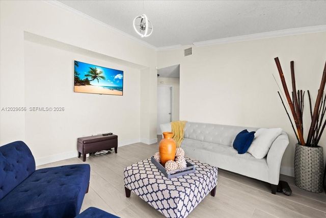 19187 NW 13th Court, Pembroke Pines, FL 33029