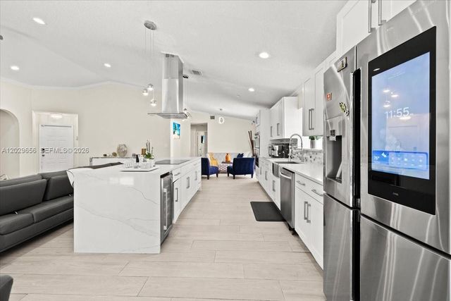 19187 NW 13th Court, Pembroke Pines, FL 33029