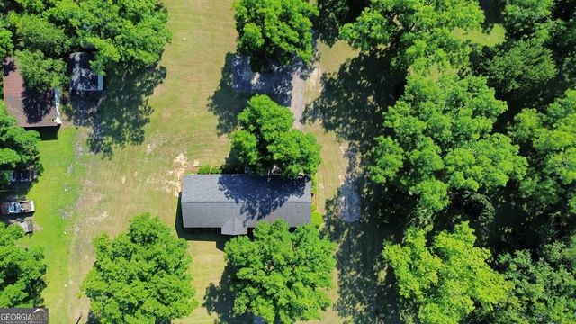 411 N Omega Street, Dexter, GA 31019