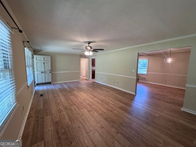 411 N Omega Street, Dexter, GA 31019