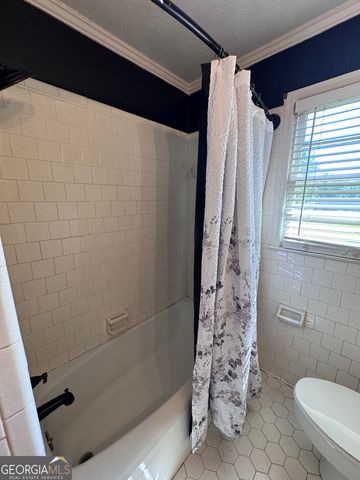 411 N Omega Street, Dexter, GA 31019