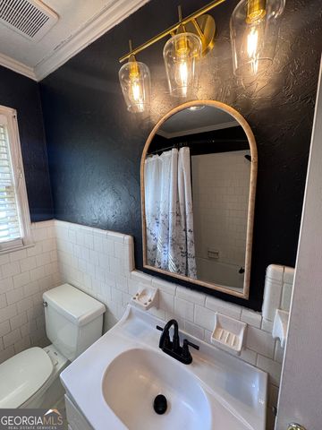 411 N Omega Street, Dexter, GA 31019