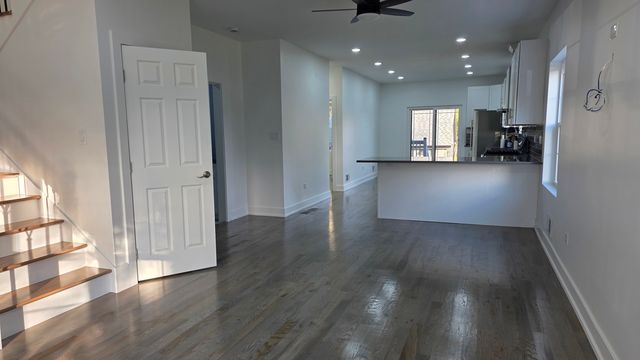 859 John Street, Bensenville, IL 60106