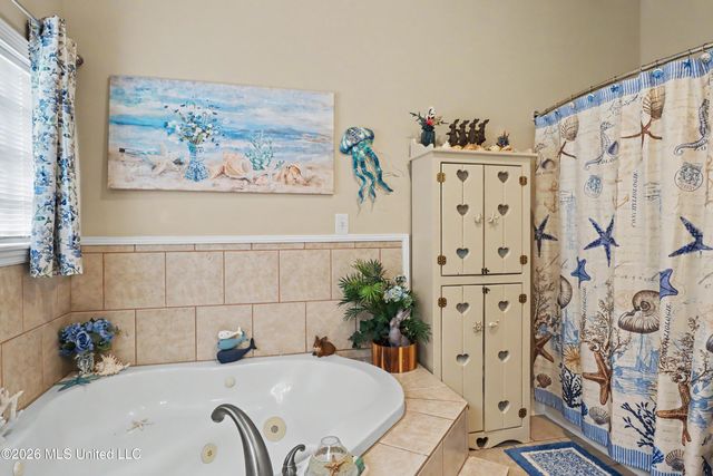14712 Dismuke Drive, Biloxi, MS 39532
