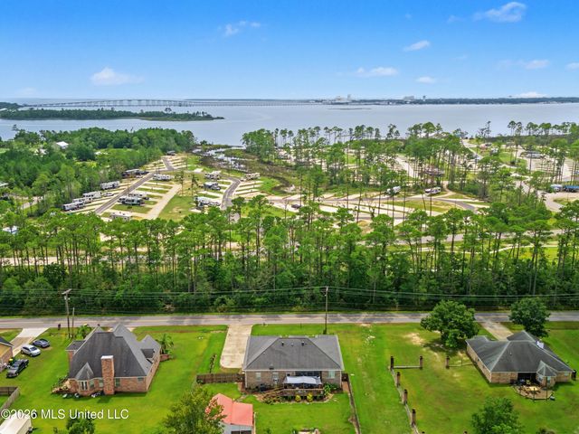14712 Dismuke Drive, Biloxi, MS 39532