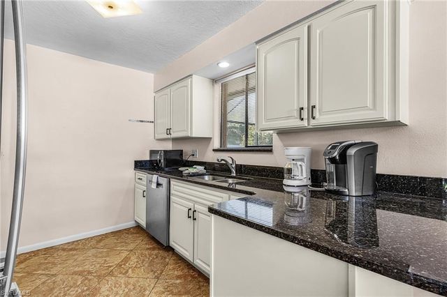 3730 SE 3rd AVE, Cape Coral, FL 33904