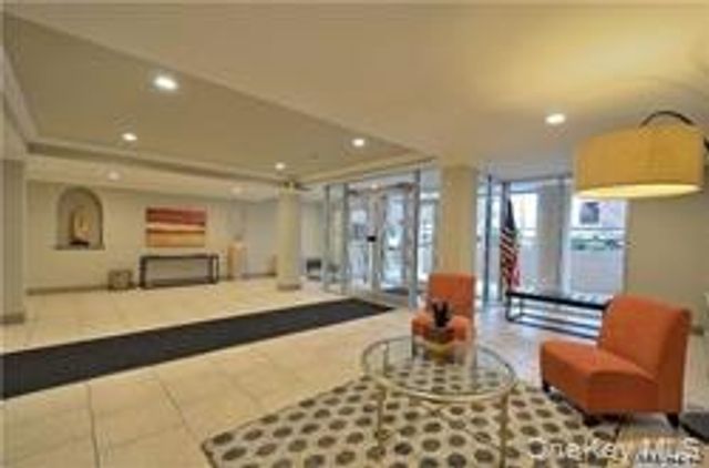 750 Shore Road 4D, Long Beach, NY 11561