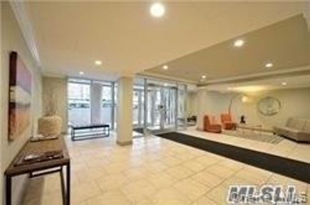 750 Shore Road 4D, Long Beach, NY 11561