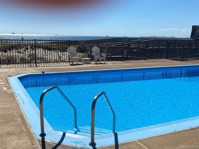 750 Shore Road 4D, Long Beach, NY 11561