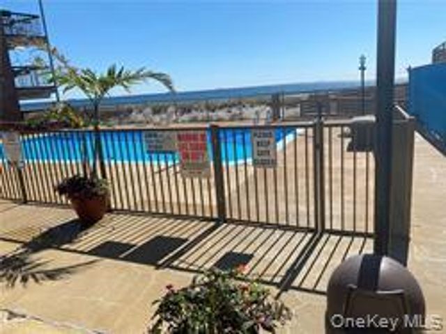 750 Shore Road 4D, Long Beach, NY 11561