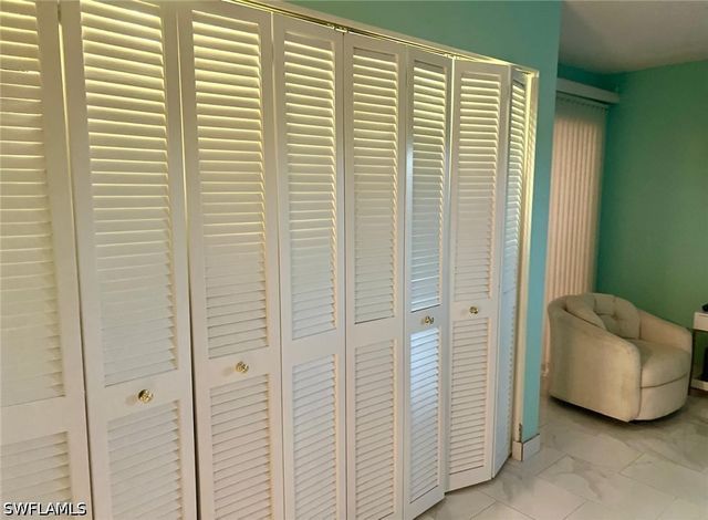 4187 Lakewood BLVD E13, Naples, FL 34112