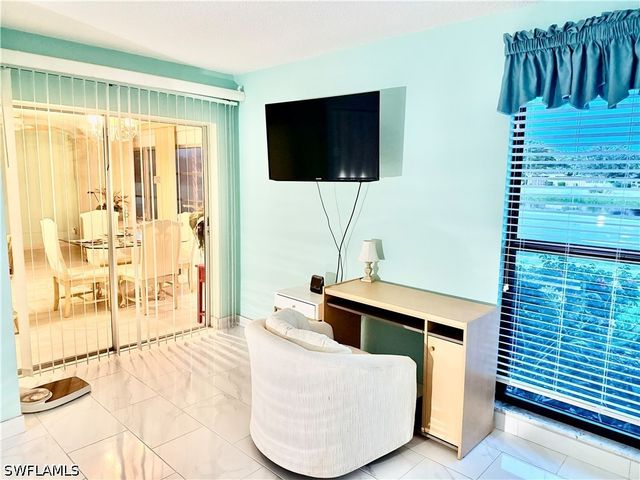 4187 Lakewood BLVD E13, Naples, FL 34112